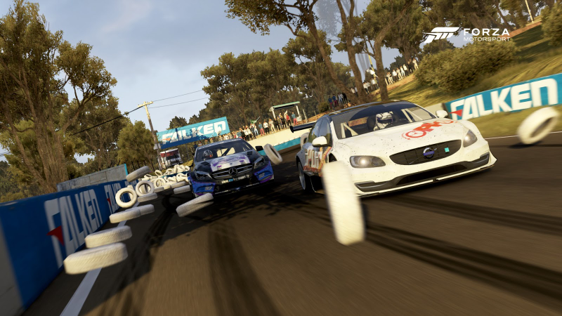 Illustration for article titled TEAM TOURING CARS SERIES FINAL RACE PICS, RESULTS, AND FINAL STANDINGS